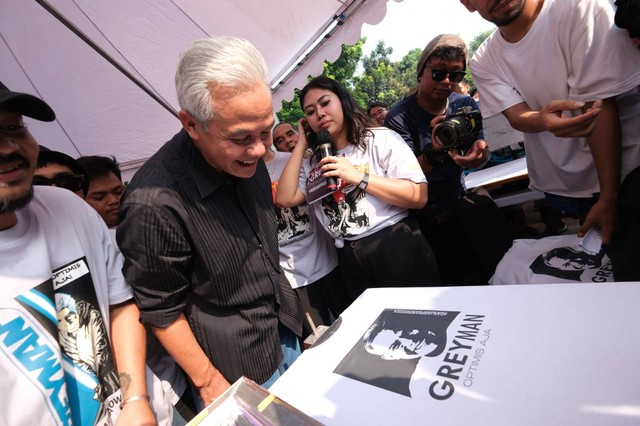 Mampir di Peluncuran...