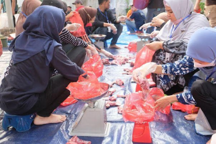 Laksanakan Program TJSL...
