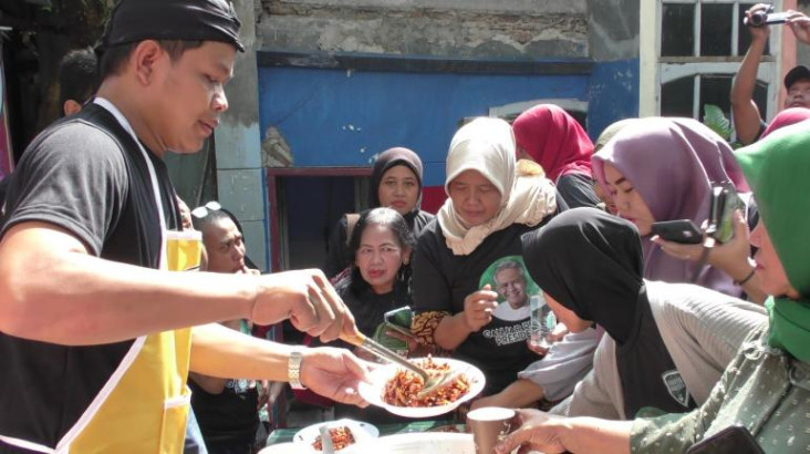 Kowarteg Ganjar Gelar...
