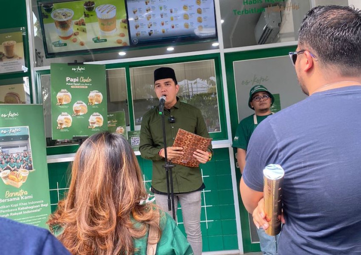 Jadi Duta EsKopi, Aldi...