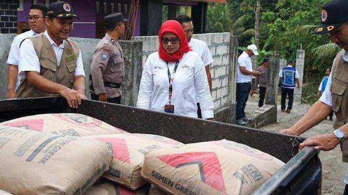 SIG Salurkan Bahan Bangunan...