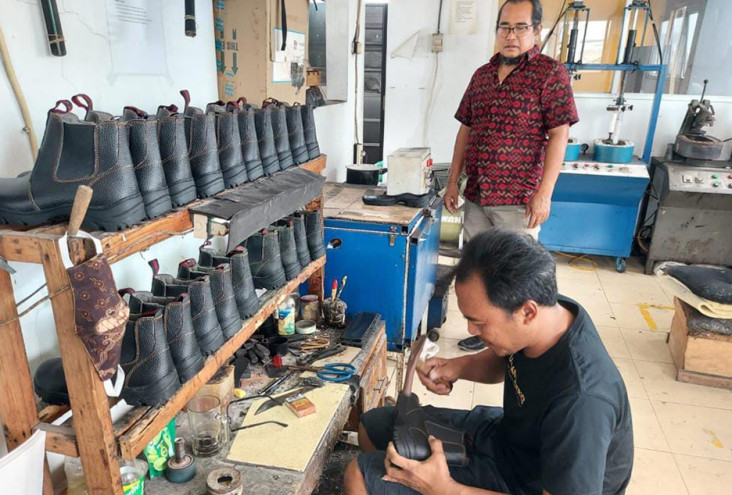 Membangun Kesuksesan...