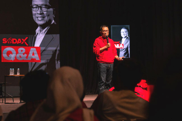 Berbagi Kiat di Soda...