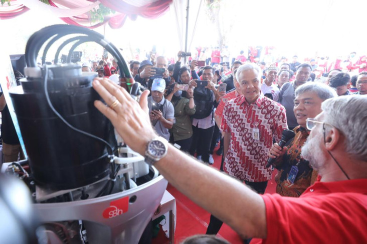 Dorong Transisi Energi,...