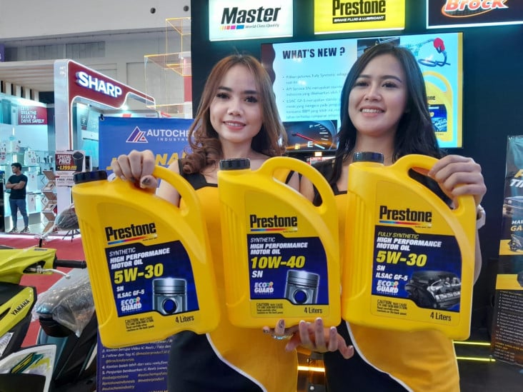 Waspada, Pelumas Mobil...