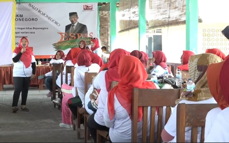 Relawan Sandiaga Uno...