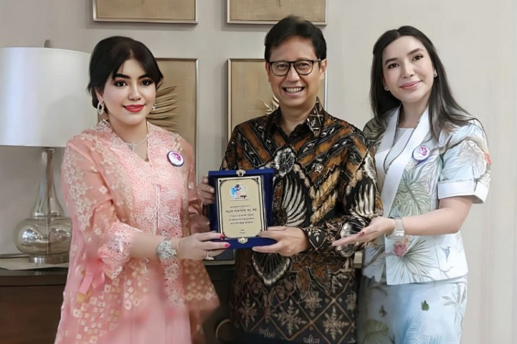 Menkes Sambut Rencana...