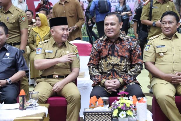 Ketua KPK RI bersama...