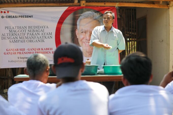 Ganjar Creasi Latih...