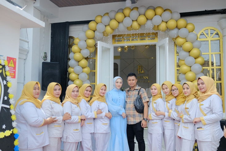Tantry Kintan Wiradiredja...
