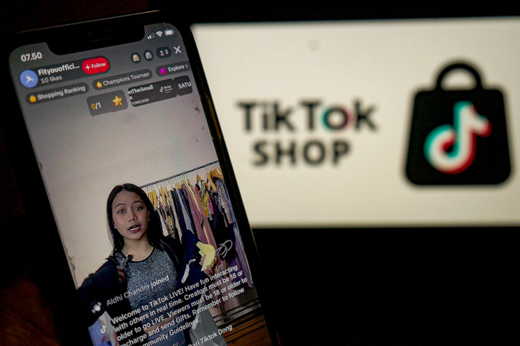 TikTok Shop Ditutup,...