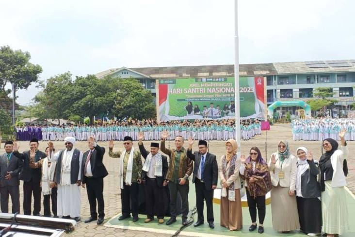 Hari Santri Nasional,...
