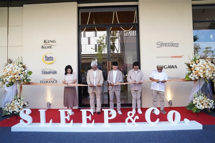 SLEEP & Co. Hadirkan...