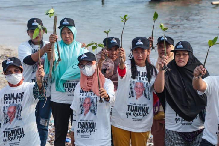 Cegah Abrasi, Nelayan...