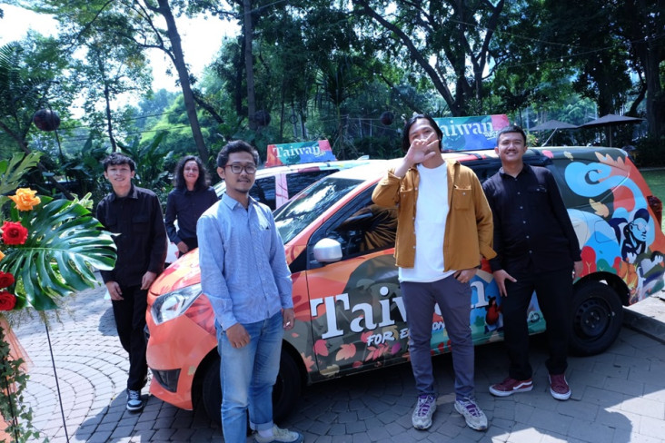 Taiwan Gandeng 12 Kreator...