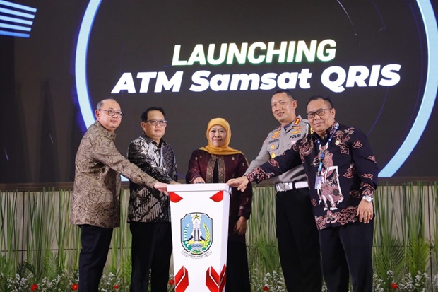 Gubernur Khofifah Launching...