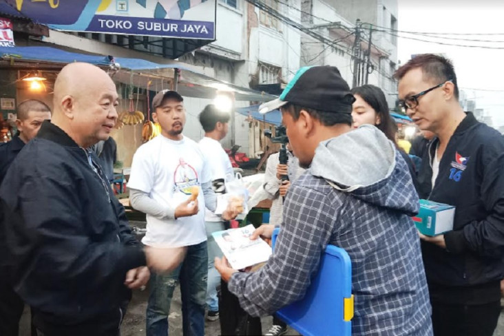 Cerita Retno, Pedagang...