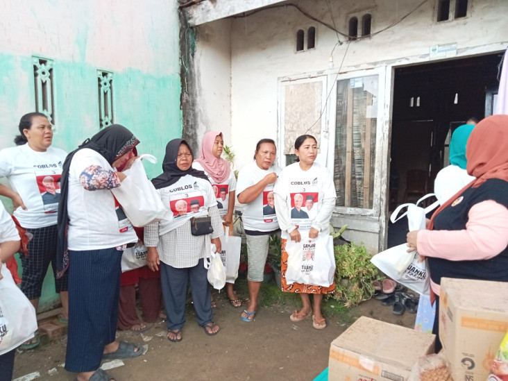 Mak Ganjar Sosialisasikan...