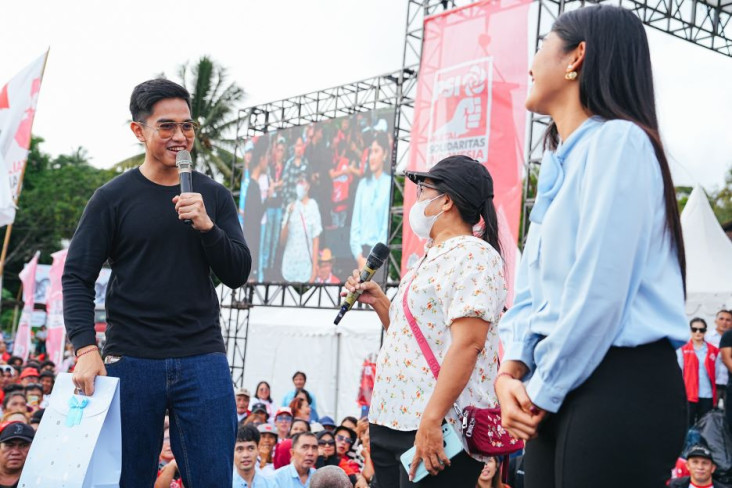 Kampanye di Manado,...