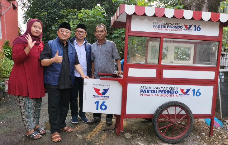Bagikan Gerobak Perindo...