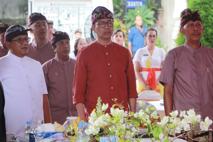 Implementasikan Penerbitan...