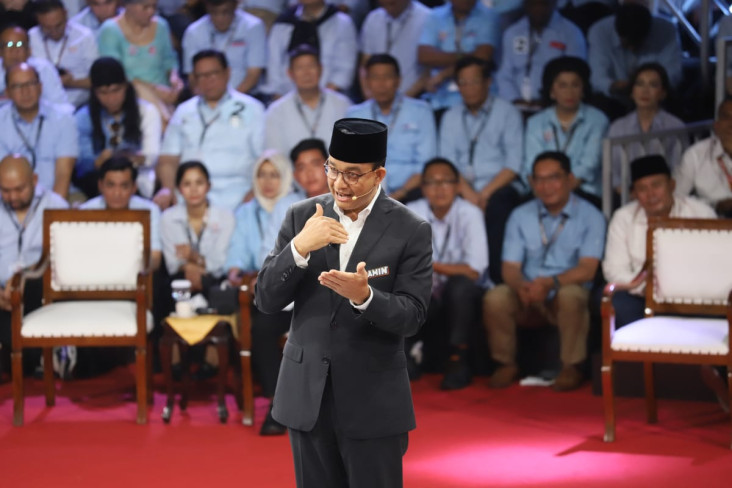 Anies: Pesan Selamatkan...