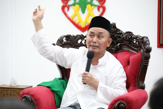 Salurkan Bantuan 1.420...
