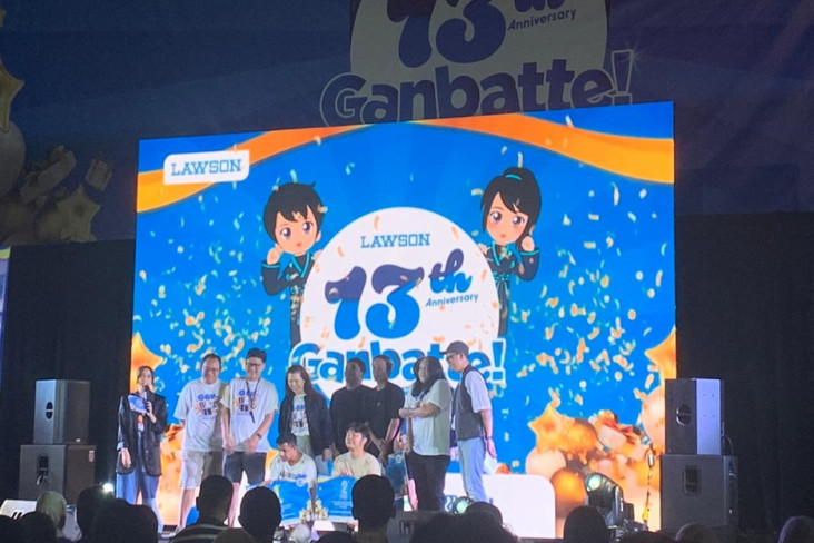 Ultah ke-13, Lawson...