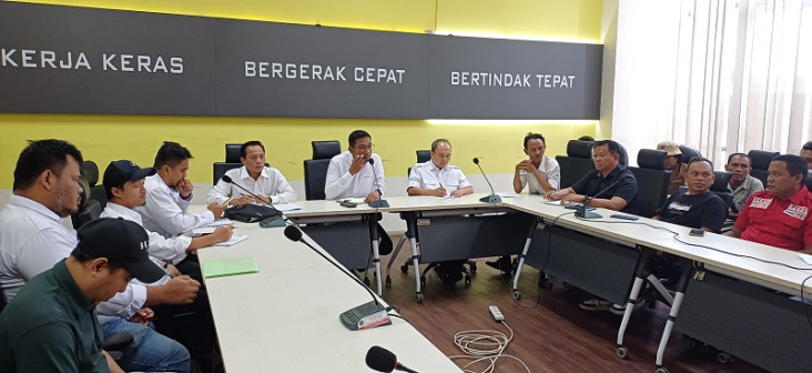 Imbau Masyarakat Hati-hati,...