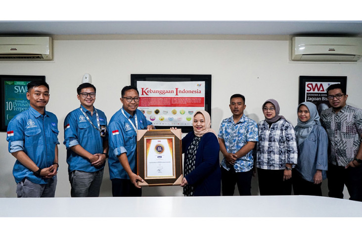 Rahasia Ini Membawa...