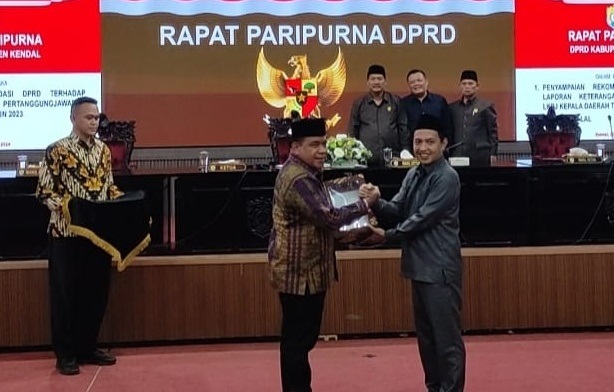 Dalami LKPJ Bupati,...