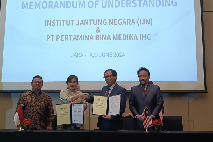 Holding RS BUMN dan...