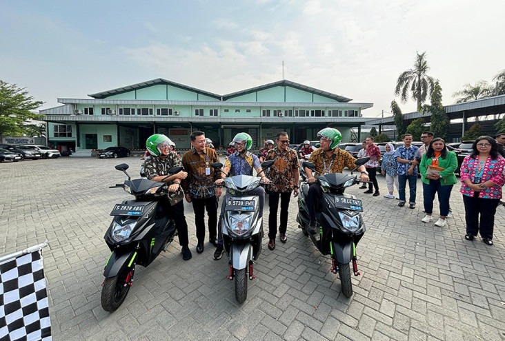 Dorong Transisi Energi,...