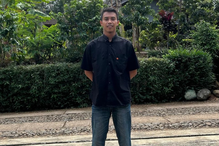 Kisah Ipung Wahyono,...