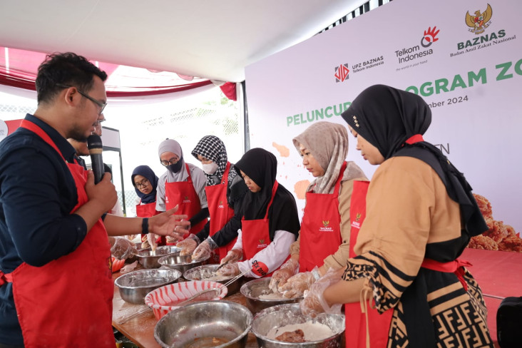 Baznas RI bersama UPZ...
