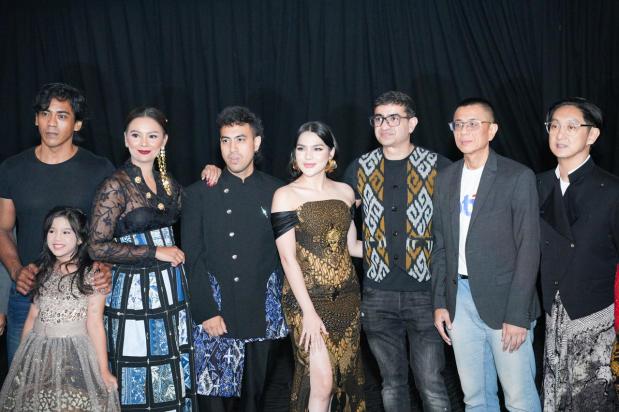 Syuting Film Perewangan,...