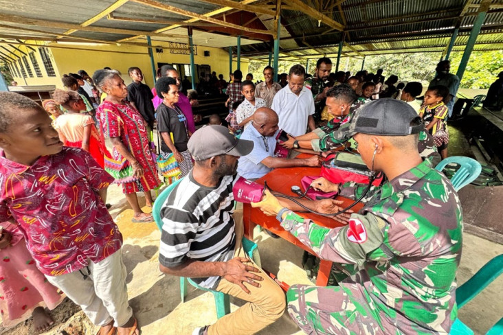 Satgas Yonif 501 Kostrad...