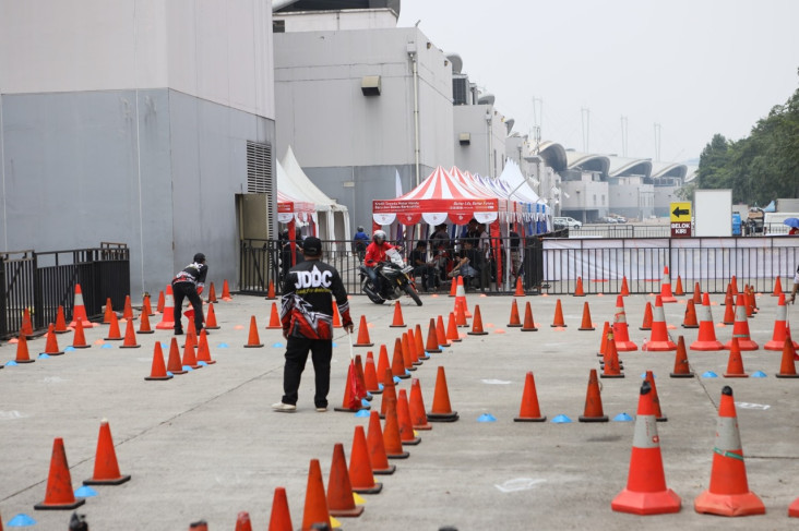 Hadirkan Motor dan Produk...
