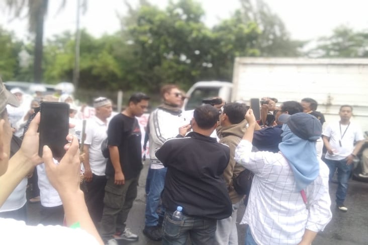 Warga Kompleks Kodam...