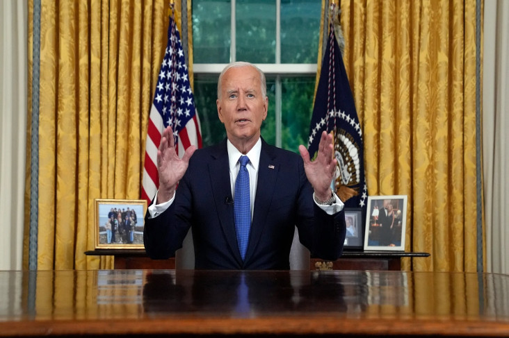 Joe Biden dalam Pidato...