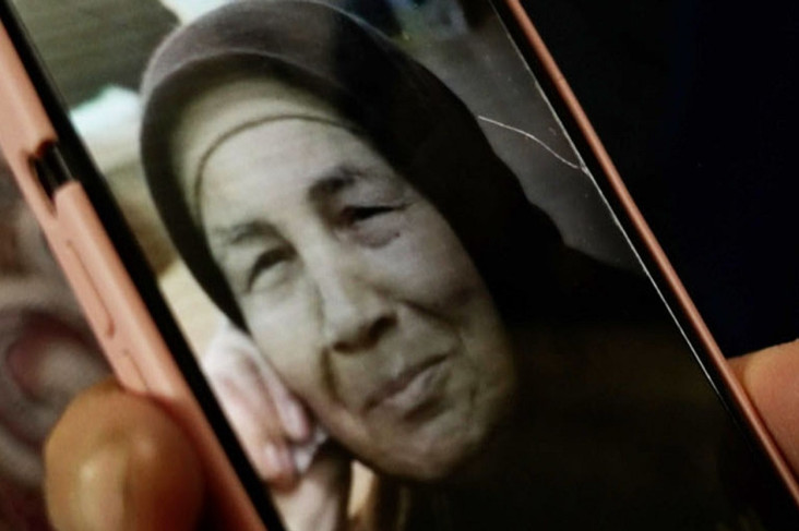 Halima Abu Leil, Nenek...