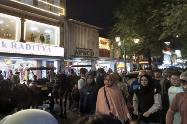 Dilarang Merokok di...