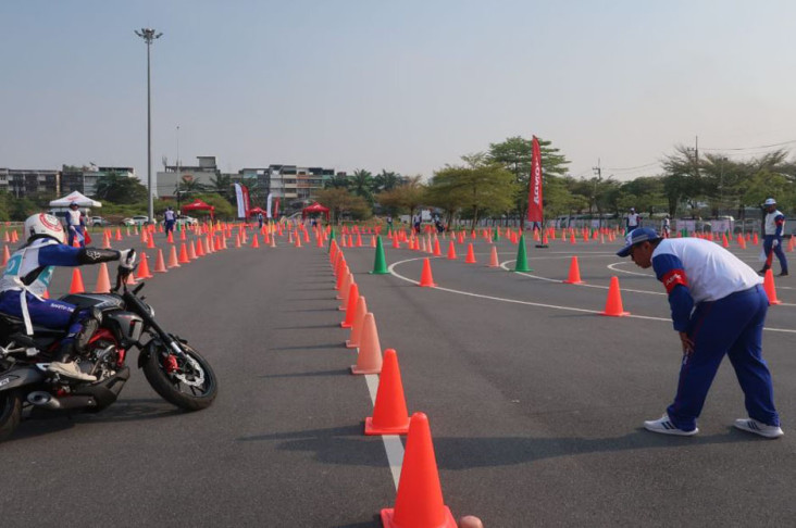 Fauzan Tanaka Juri Kompetisi...