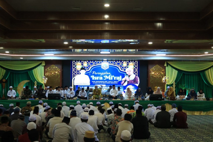 Pemkab Kotabaru Gelar...