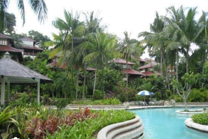 Pembongkaran Hotel Purajaya...