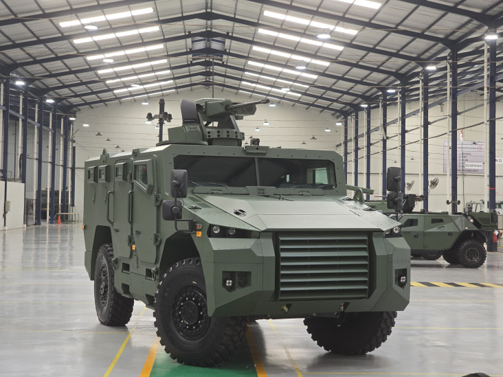 P2 Tiger: Kendaraan...