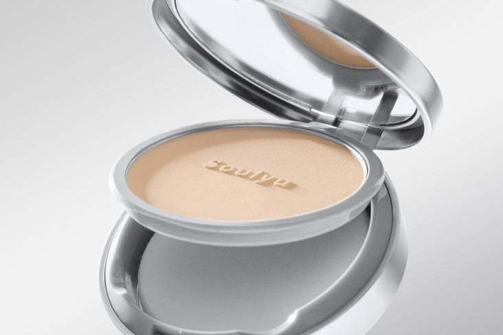 Liquid atau Powder Foundation?...