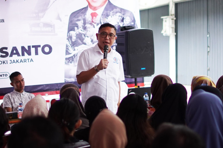Warga Keluhkan Kelangkaan...