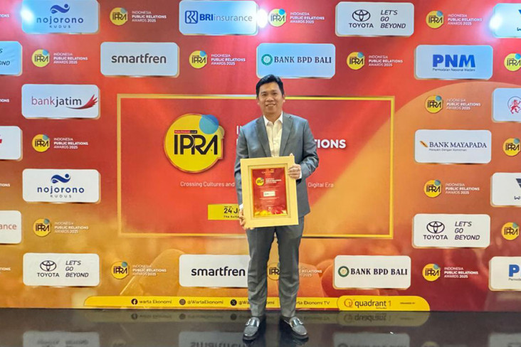 Manfaatkan Digital untuk...