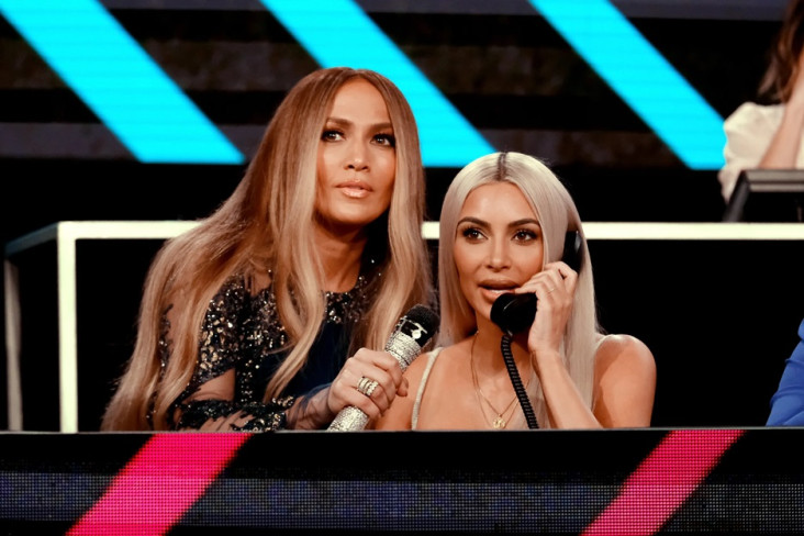 Kim Kardashian dan Jennifer...